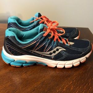 Women’s Saucony ProGrid with 8mm heel lift